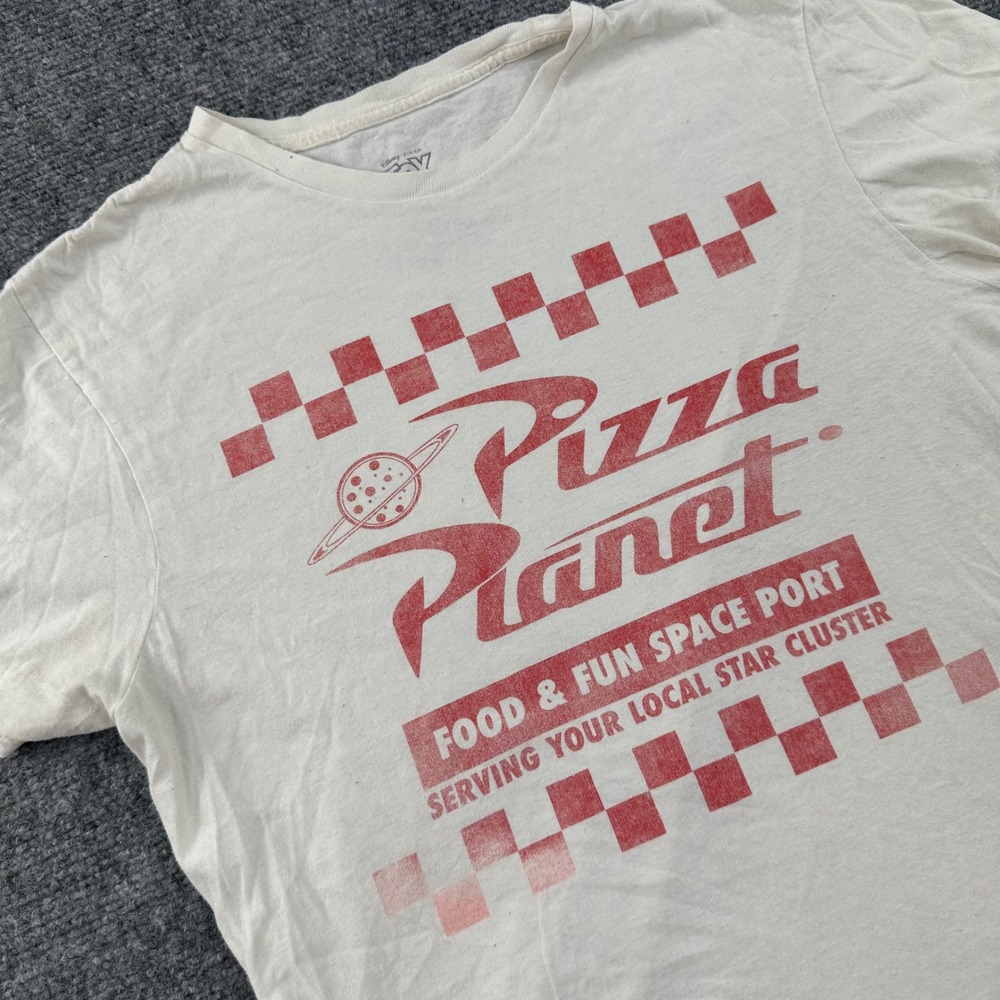 Disney Toy Story Pizza Planet Graphic T-Shirt Medium White Short Sleeve Mens